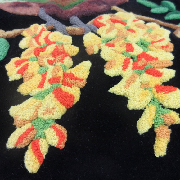 Vintage Punch Needle Embroidery Wool Velvet Pillow - Picture 5 of 8